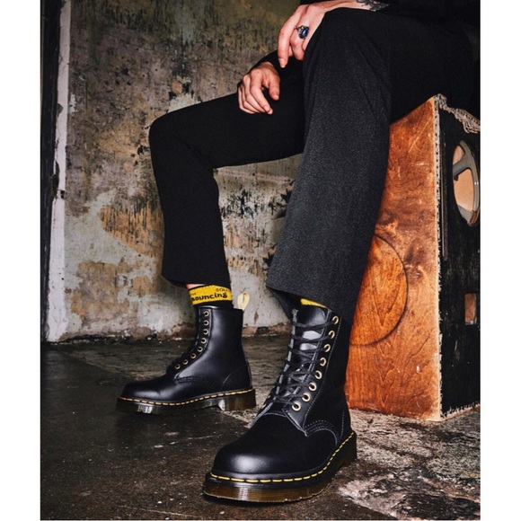 🎀 Dr. Martens x Vegan 1460 Felix Lace Up Boots - Picture 5 of 11
